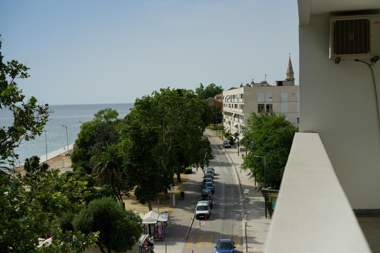 Aurora Apartament *